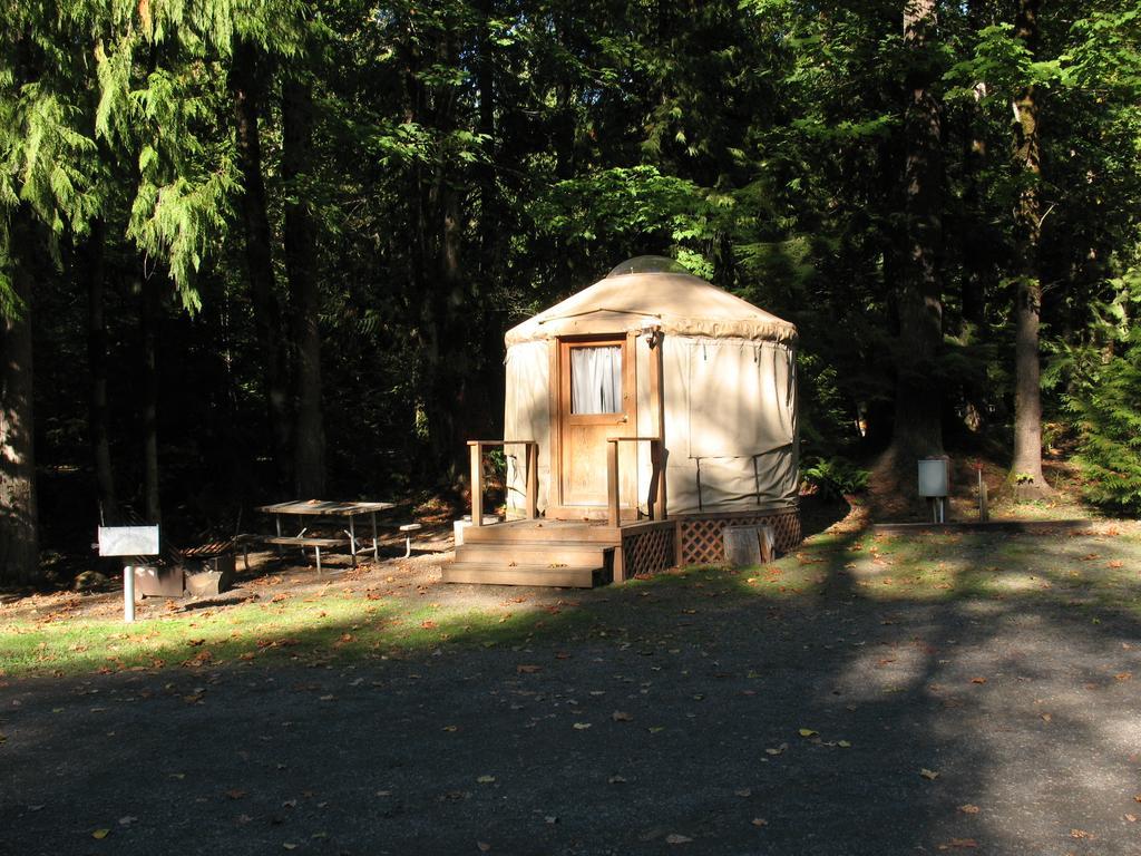 Mount Hood Village Yurt 1 Exterior foto